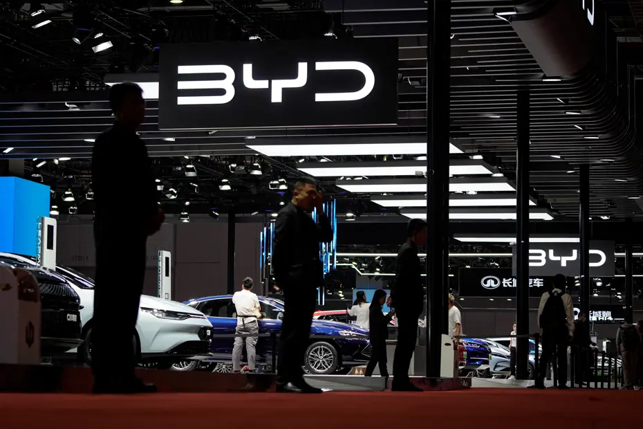BYD insansı robot